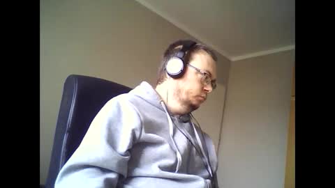 Snapshot of tyradi1991 chatting on 26, 12, 2024 tyradi1991 online show from 26, 12, 2024