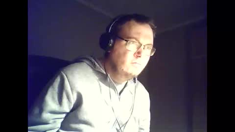 Snapshot of tyradi1991 chatting on 29, 11, 2025 tyradi1991 online show from 29, 11, 2025