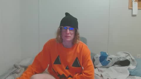 Snapshot of tyyyler93 chatting on 23, 2, 2025 TylerAlternative online show from 23, 2, 2025