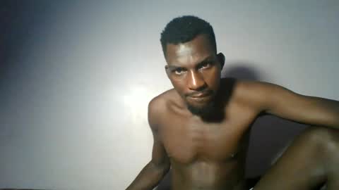 Snapshot of uae_love chatting on 27, 7, 2026 uae_love online show from 27, 7, 2026