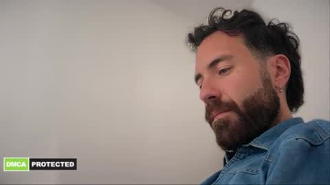 beard123 online show from 10, 4, 2026