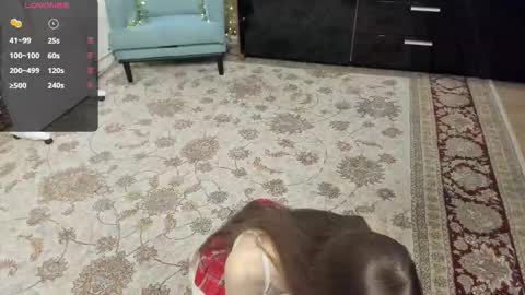 Snapshot of udeledelmoref chatting on 23, 10, 2025 Liky online show from 23, 10, 2025