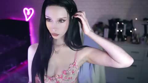 Snapshot of uindi chatting on 18, 2, 2025 Izzy online show from 18, 2, 2025