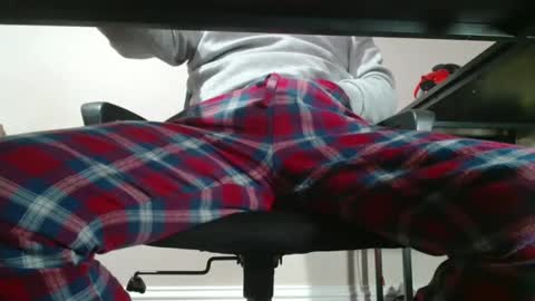 ukguynxtdr online show from 25, 2, 2025