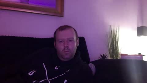 ukmatty3 online show from 24, 1, 2025