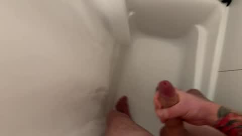 Snapshot of uknoreverse chatting on 21, 12, 2025 uknoreverse online show from 21, 12, 2025