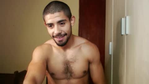 Snapshot of uliseshot450305 chatting on 19, 1, 2025 Ulises Gomez online show from 19, 1, 2025