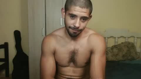 Snapshot of uliseshot450305 chatting on 5, 2, 2025 Ulises Gomez online show from 5, 2, 2025