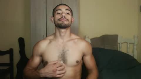 Snapshot of uliseshot450305 chatting on 5, 2, 2025 Ulises Gomez online show from 5, 2, 2025