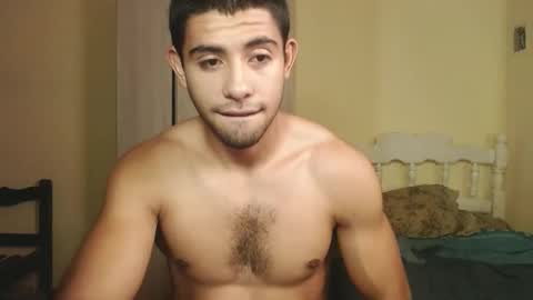 Snapshot of uliseshot450305 chatting on 28, 2, 2025 Ulises Gomez online show from 28, 2, 2025
