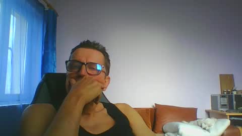 ulmeni4 online show from 7, 1, 2025