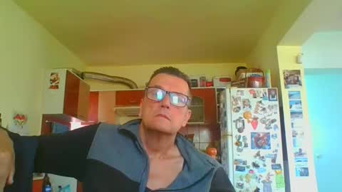 ulmeni4 online show from 9, 4, 2026