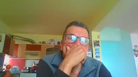 ulmeni4 online show from 13, 4, 2026