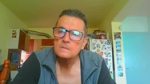 ulmeni4 online show from 21, 4, 2026