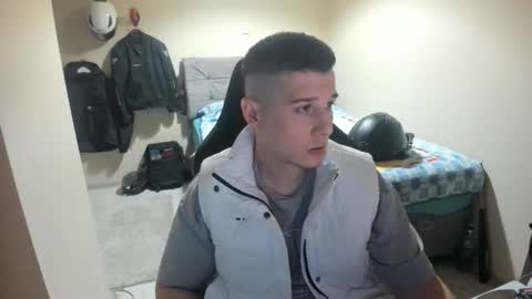 Snapshot of ulxer chatting on 7, 5, 2026 hi im mike tyson - online show from 7, 5, 2026