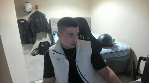 Snapshot of ulxer chatting on 13, 5, 2026 hi im mike tyson - online show from 13, 5, 2026
