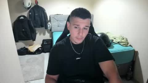 Snapshot of ulxer chatting on 11, 7, 2026 hi im mike tyson - online show from 11, 7, 2026