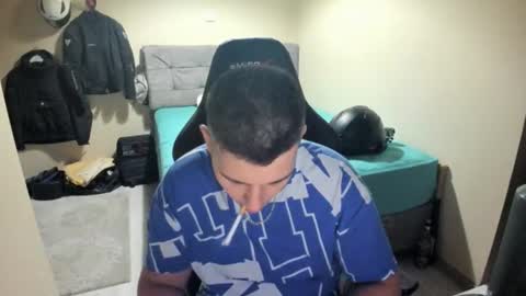 Snapshot of ulxer chatting on 1, 8, 2026 hi im mike tyson - online show from 1, 8, 2026