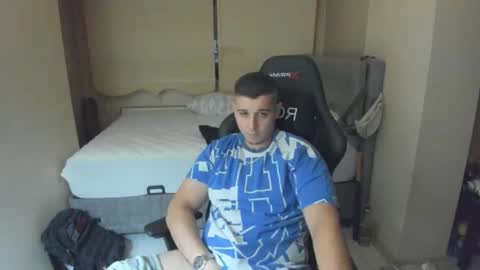 Snapshot of ulxer chatting on 8, 8, 2026 hi im mike tyson - online show from 8, 8, 2026