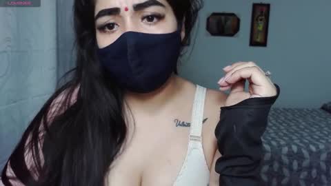 Snapshot of umarany chatting on 3, 10, 2025 umarani online show from 3, 10, 2025