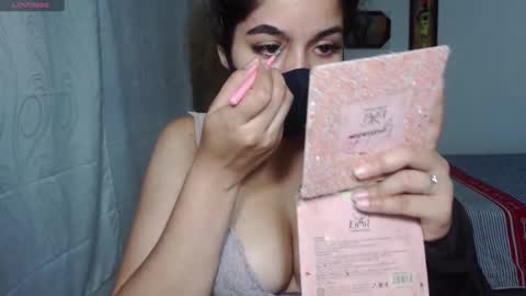 Snapshot of umarany chatting on 18, 10, 2025 umarani online show from 18, 10, 2025