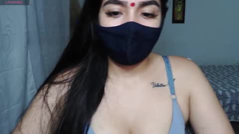 Snapshot of umarany chatting on 23, 10, 2025 umarani online show from 23, 10, 2025