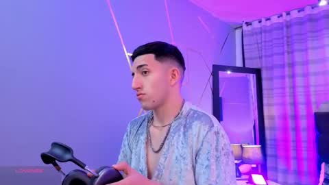 un_sluttyy online show from 5, 12, 2025