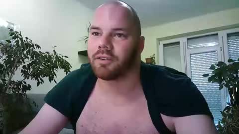 Snapshot of uncut_strong chatting on 27, 5, 2026 Uncut Strong online show from 27, 5, 2026