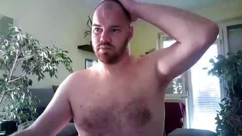 Snapshot of uncut_strong chatting on 28, 5, 2026 Uncut Strong online show from 28, 5, 2026