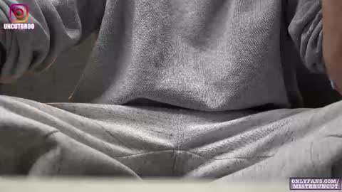 Snapshot of uncutgerman420 chatting on 29, 10, 2025 Mister Uncut online show from 29, 10, 2025