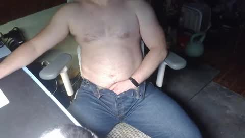 Under the desk online show from 13, 4, 2026