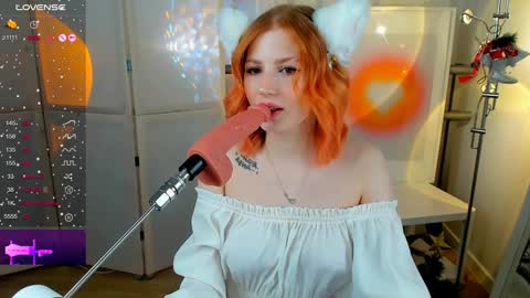 Call me Mira  thumbs up its make me happy online show from 1, 1, 2025