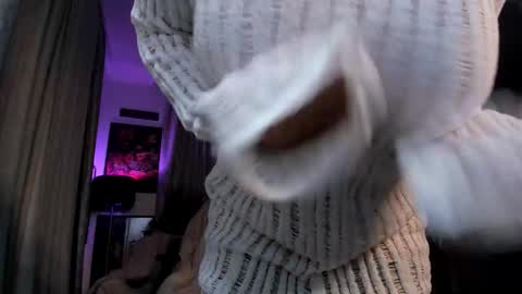 Carla online show from 27, 10, 2025