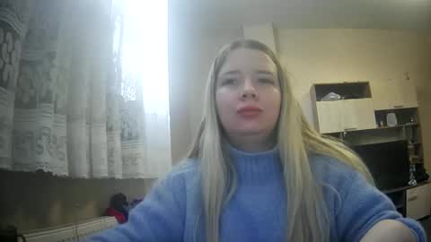 Snapshot of universeemily chatting on 13, 10, 2025 UniverseEmily online show from 13, 10, 2025