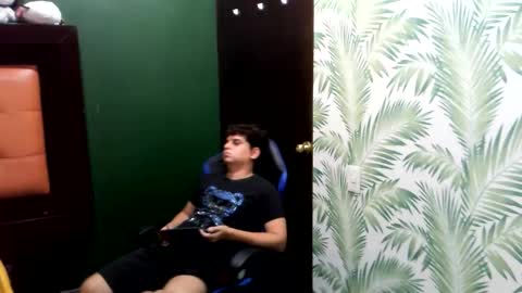 Snapshot of unlimitedfantasy chatting on 22, 10, 2025 Thiago online show from 22, 10, 2025