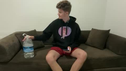 Stepbro online show from 17, 4, 2026