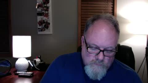 Snapshot of up2later chatting on 27, 12, 2024 up2later online show from 27, 12, 2024