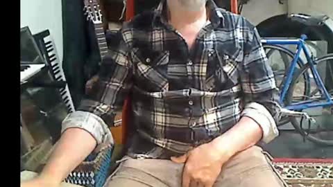 Snapshot of updownunder chatting on 29, 9, 2025 Freddie online show from 29, 9, 2025