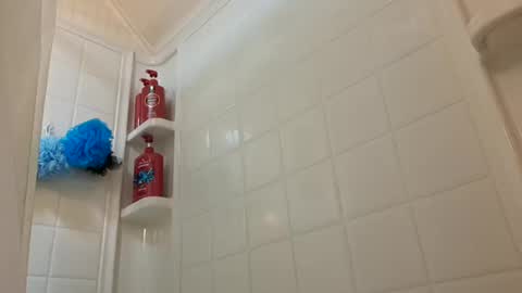 Snapshot of upforanything27 chatting on 25, 12, 2024 upforanything27 online show from 25, 12, 2024