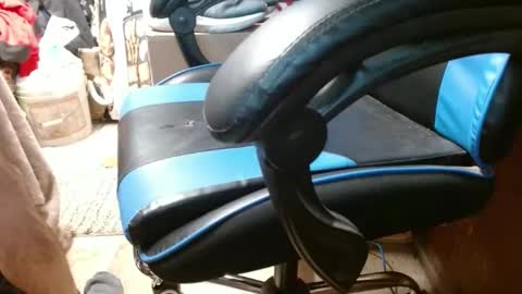 uprailfan1986 online show from 22, 10, 2025