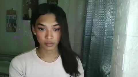 ur_dazzlingmorenaxx online show from 18, 11, 2025