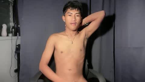 Snapshot of ur_fuckerbttm chatting on 1, 10, 2025 ur_fuckerbttm online show from 1, 10, 2025