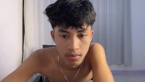 Snapshot of ur_fuckerbttm chatting on 10, 11, 2025 ur_fuckerbttm online show from 10, 11, 2025