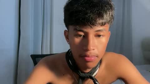 Snapshot of ur_fuckerbttm chatting on 5, 2, 2026 ur_fuckerbttm online show from 5, 2, 2026