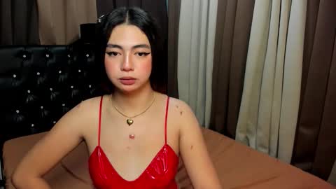 Snapshot of ur_girl_dwalker chatting on 27, 3, 2026 ur_girl_dwalker online show from 27, 3, 2026