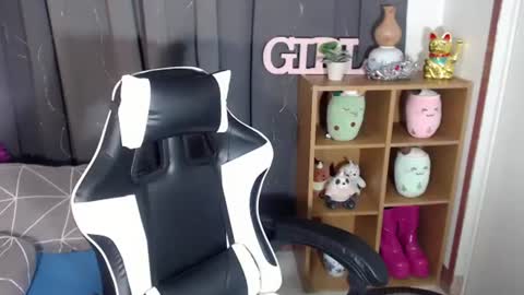 Snapshot of ur_goddess_marimar chatting on 5, 3, 2025 ur_goddess_marimar online show from 5, 3, 2025