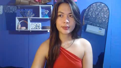 Snapshot of ur_perfectgirlmsa chatting on 28, 10, 2025 Ms. A lets go pass or pvt show online show from 28, 10, 2025