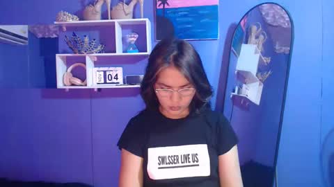 Snapshot of ur_perfectgirlmsa chatting on 4, 11, 2025 Ms. A lets go pass or pvt show online show from 4, 11, 2025