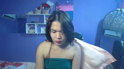 Snapshot of ur_perfectgirlmsa chatting on 18, 12, 2025 Ms. A lets go pass or pvt show online show from 18, 12, 2025