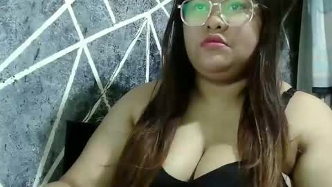 Rose --- online show from 19, 12, 2024